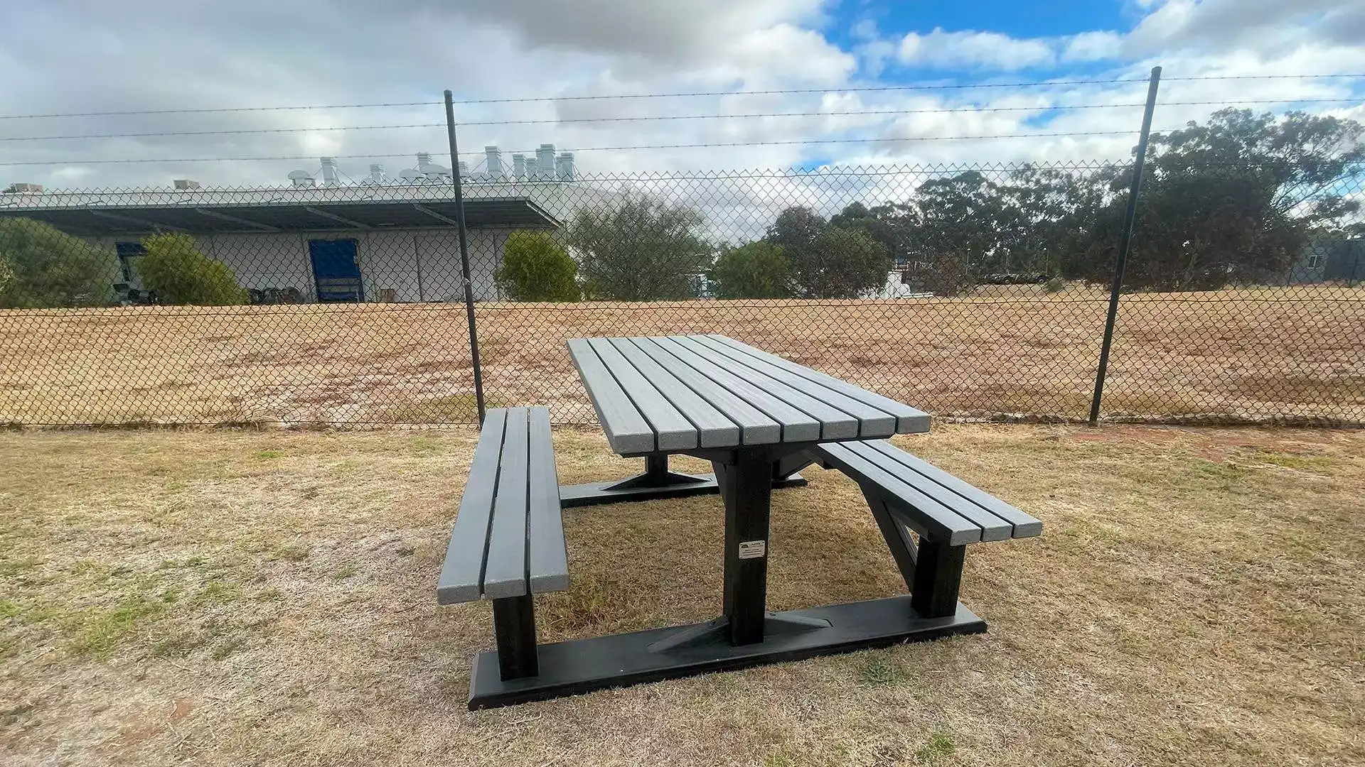 Table Settings APR Composites 08 8359 4999 Outdoor Table Settings Patio Table Settings