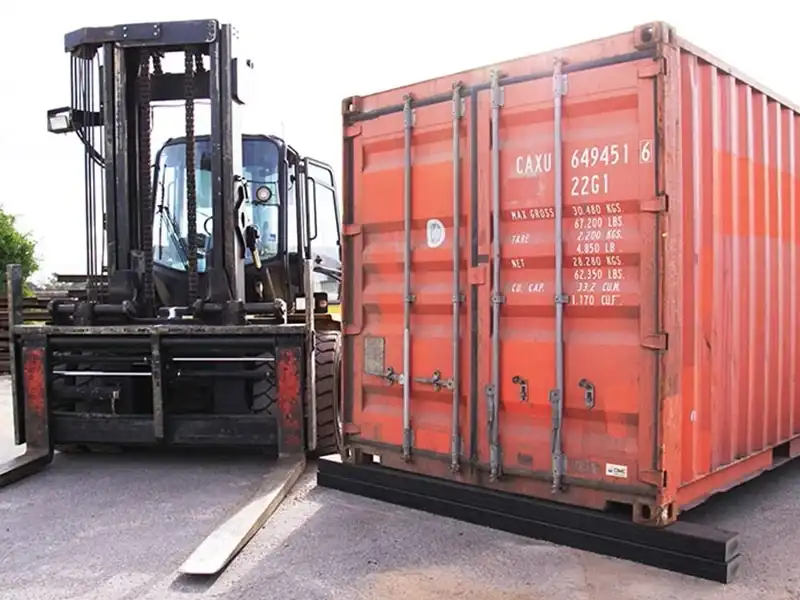 Bearers, Dunnage, & Gluts APR Composites 08 8359 4999 Timber